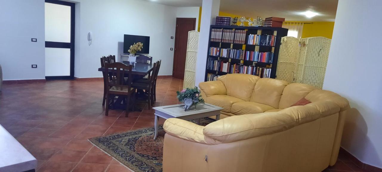 Studio Seminterrato Villa Armonia Iun:P2030 Orosei Kültér fotó