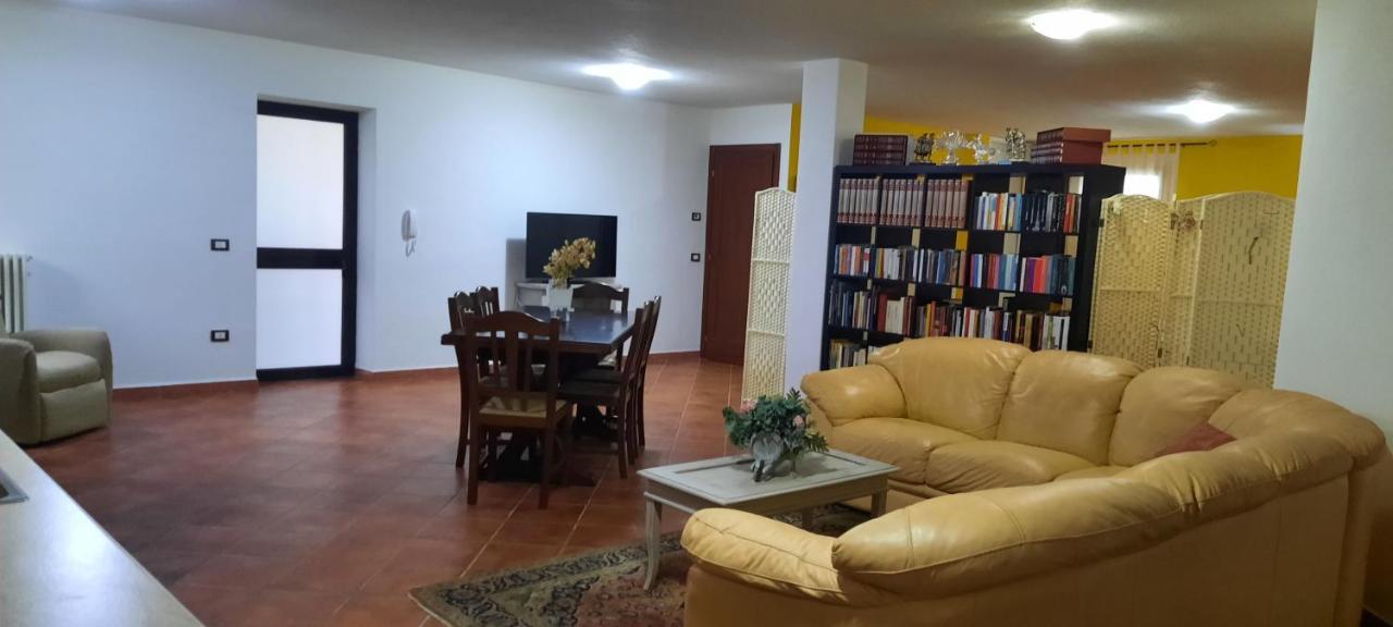 Studio Seminterrato Villa Armonia Iun:P2030 Orosei Kültér fotó
